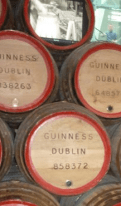 barriles de cerveza guinness
